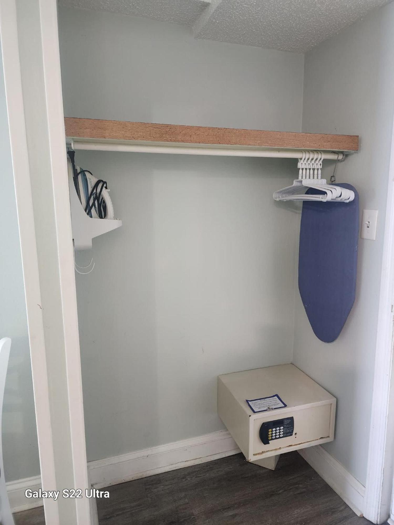 Oceanfront Efficiency T606 Appartement *